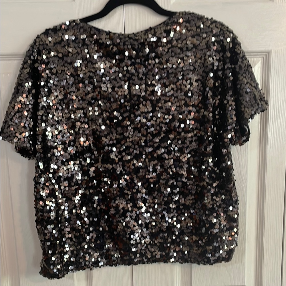 H&M Black Sequin Flutter Sleeve Top - Picture 3 of 3
